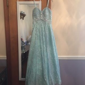 Blue prom/pageant dress